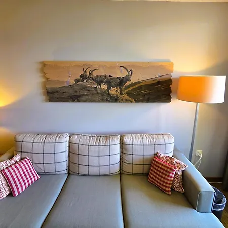 Alpine Apartment *